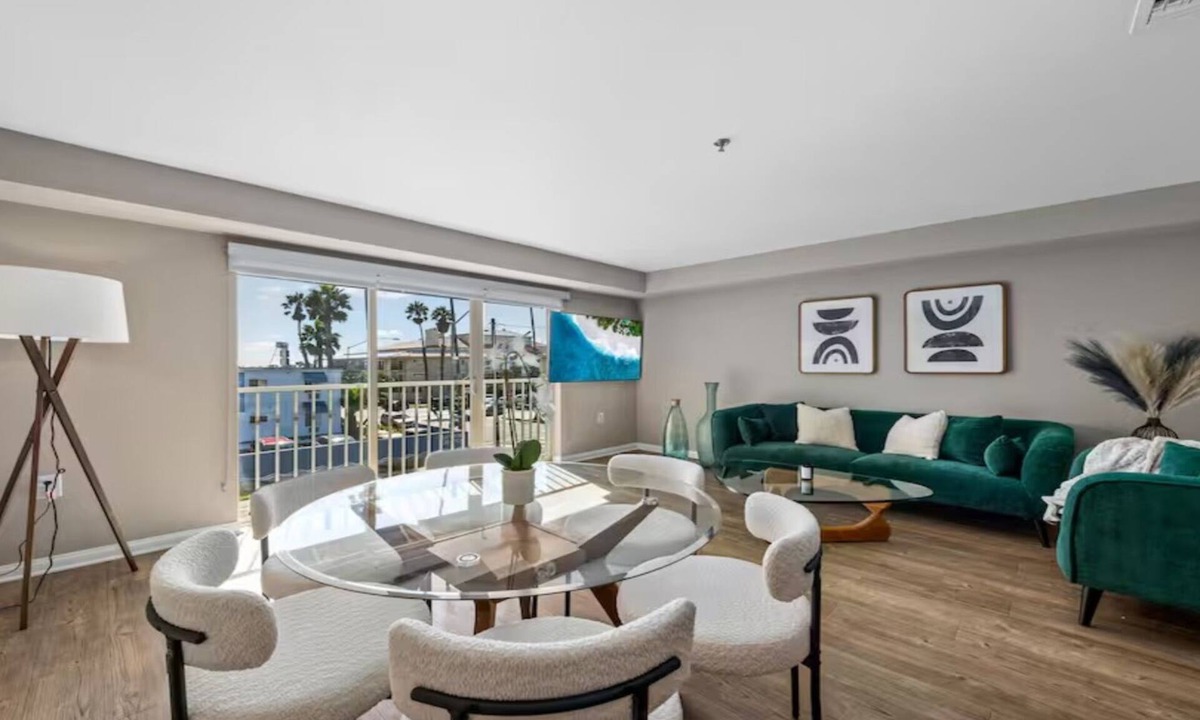 Ocean Park Apartment | Ocean Jasper – 2BR Santa Monica - Ocean View, Rooftop Pool, Private Access