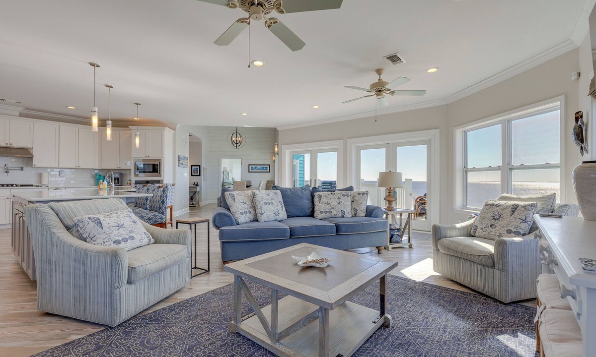 Ocean Springs House | Ocean Springs 'Magnolia Beach House' on Pvt Beach!