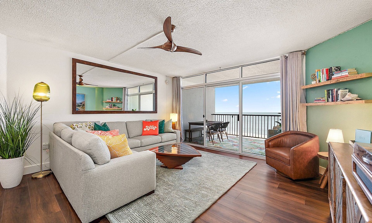 Little Salisbury Condo | Oceanfront 1 Bdrm-Sleeps 6-Linens-Pool-FastWifi
