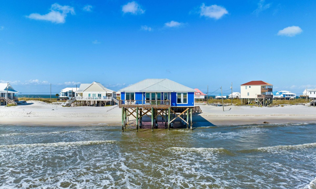 Dauphin Island House | Oceanside - Authentic Gulf Front Experience on Dauphin Island.