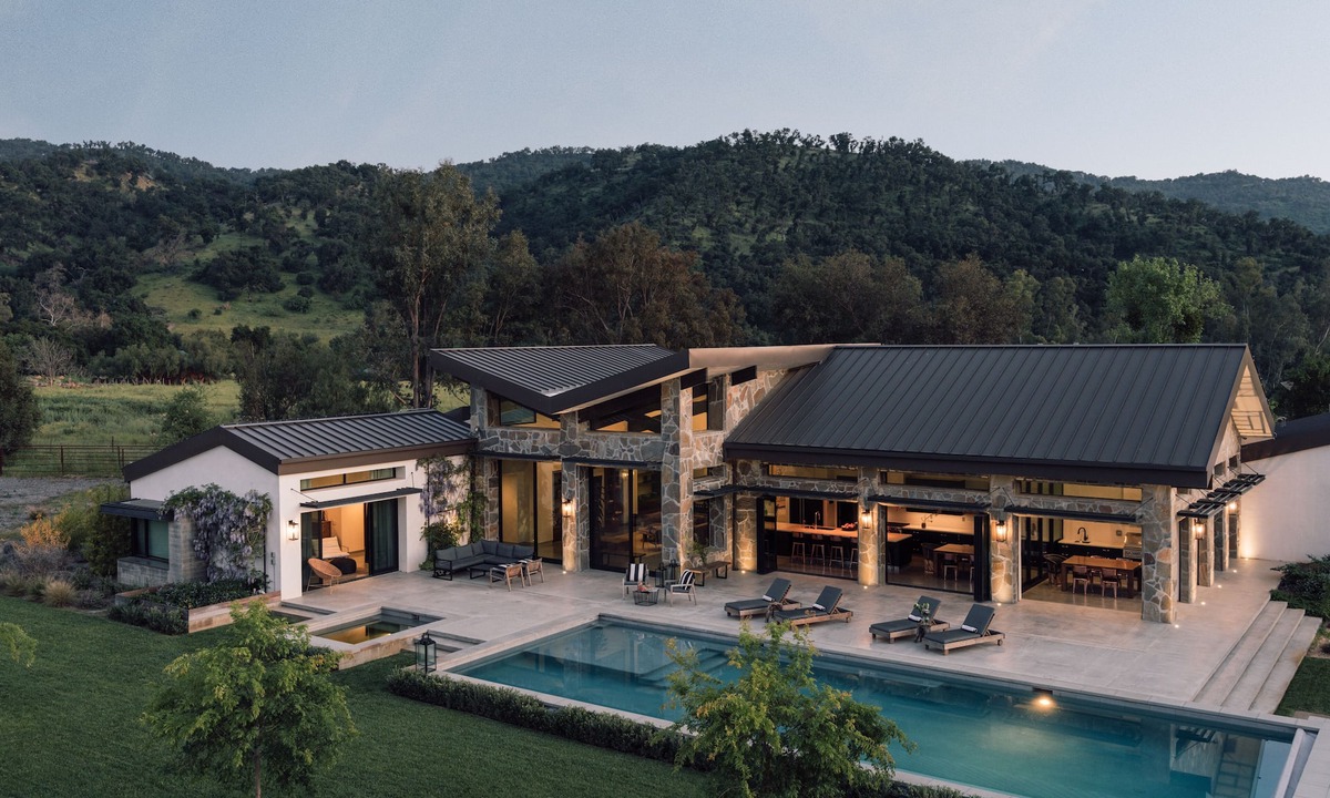 Ojai House | Ojai Valley Luxury - CASA GORO TOPA