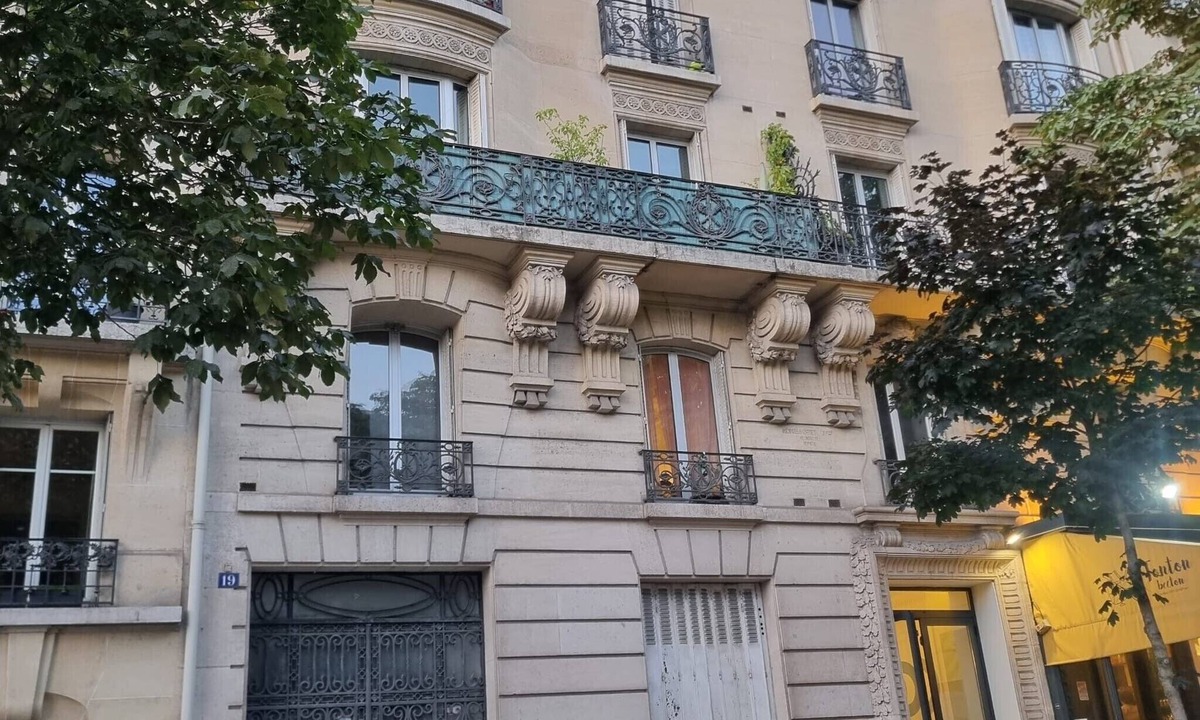Saint-Lambert Apartment | Opposite the Parc des Expos and metro station, comfortable apartment for 7 people!