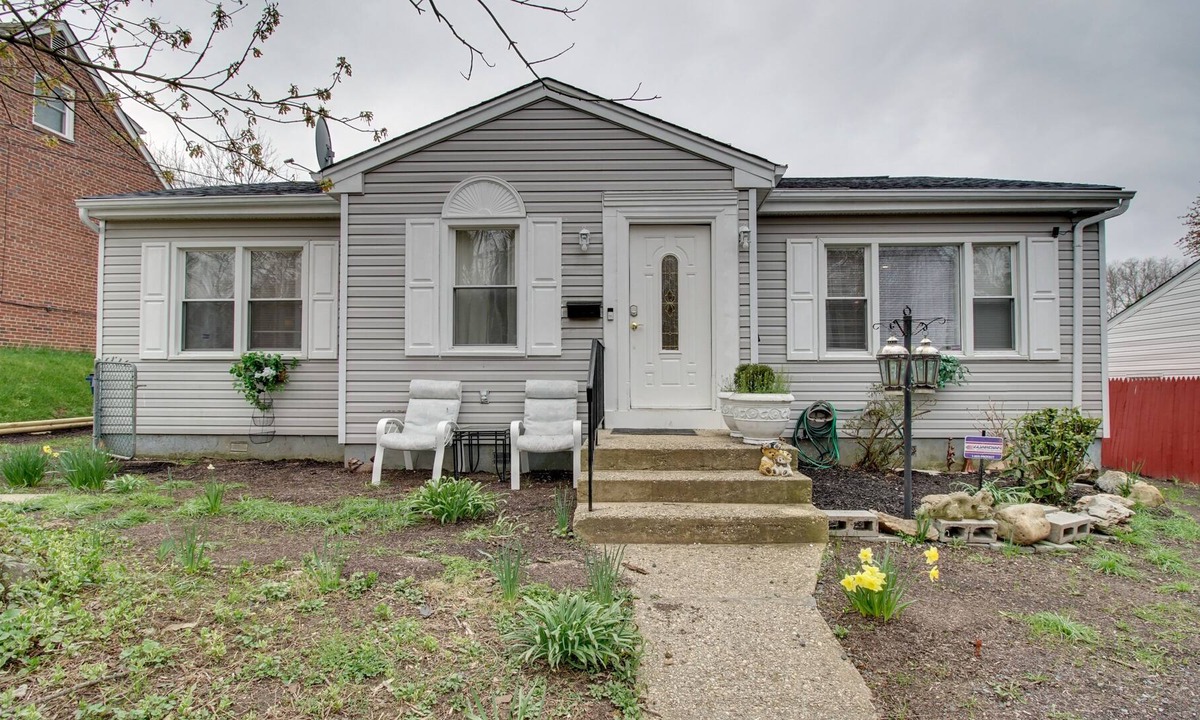 Forest Heights House | Oxon Hill Retreat ~ 10 Mi to National Mall!