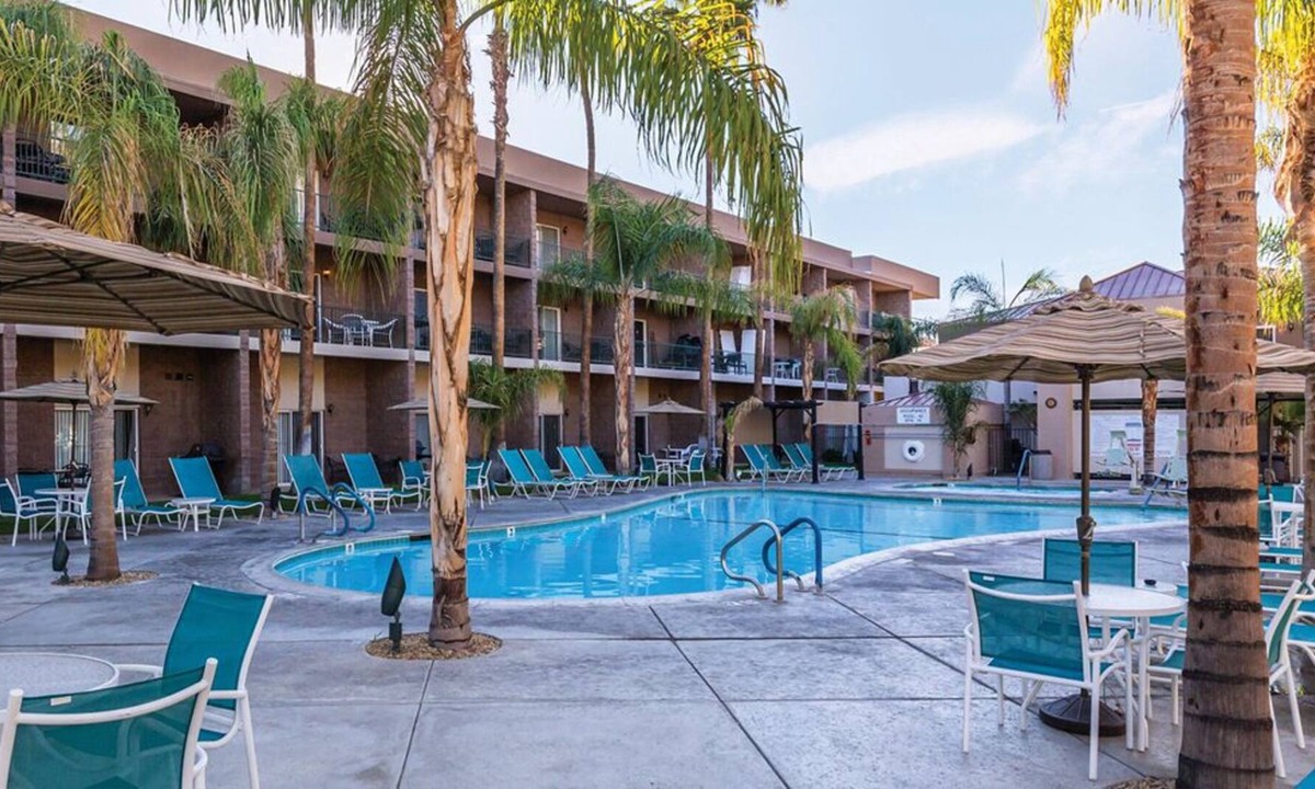 Uptown Design District Resort | Palm Springs Resort 1bdr