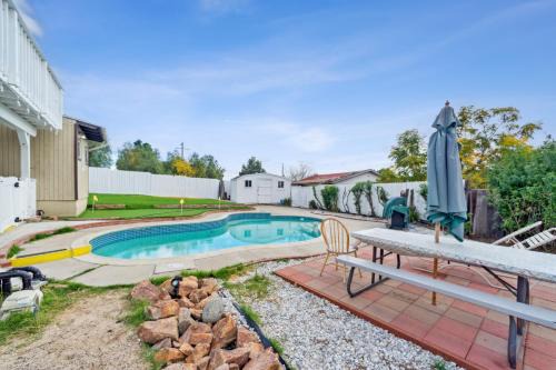 Lake Elsinore House | Paradise On Earth residence