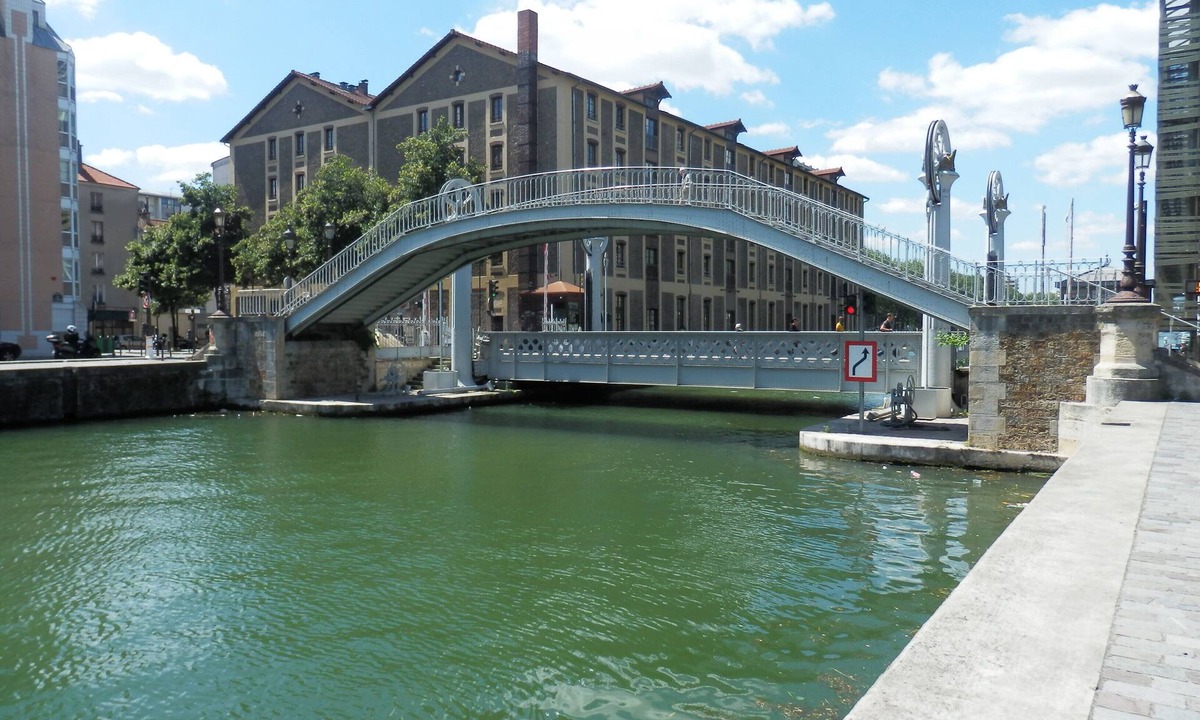 19th Arrondissement Apartment | PARIS La Villette (France) - CHARMING APPARTMENT PARKING WIFI