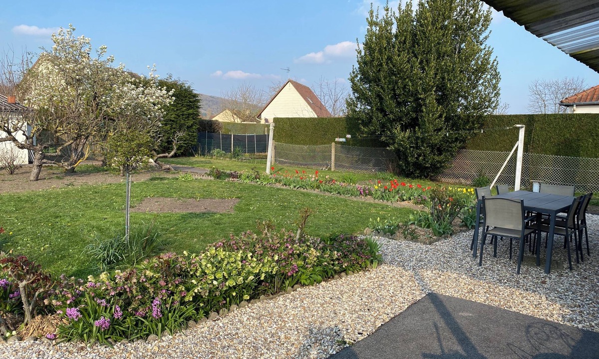 Romilly-sur-Andelle House | Peaceful house with sauna. Ideal for families or friends.