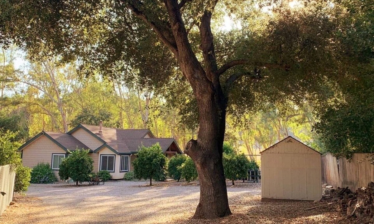 Meiners Oaks Cottage | Peaceful Ojai Arbolada Cottage