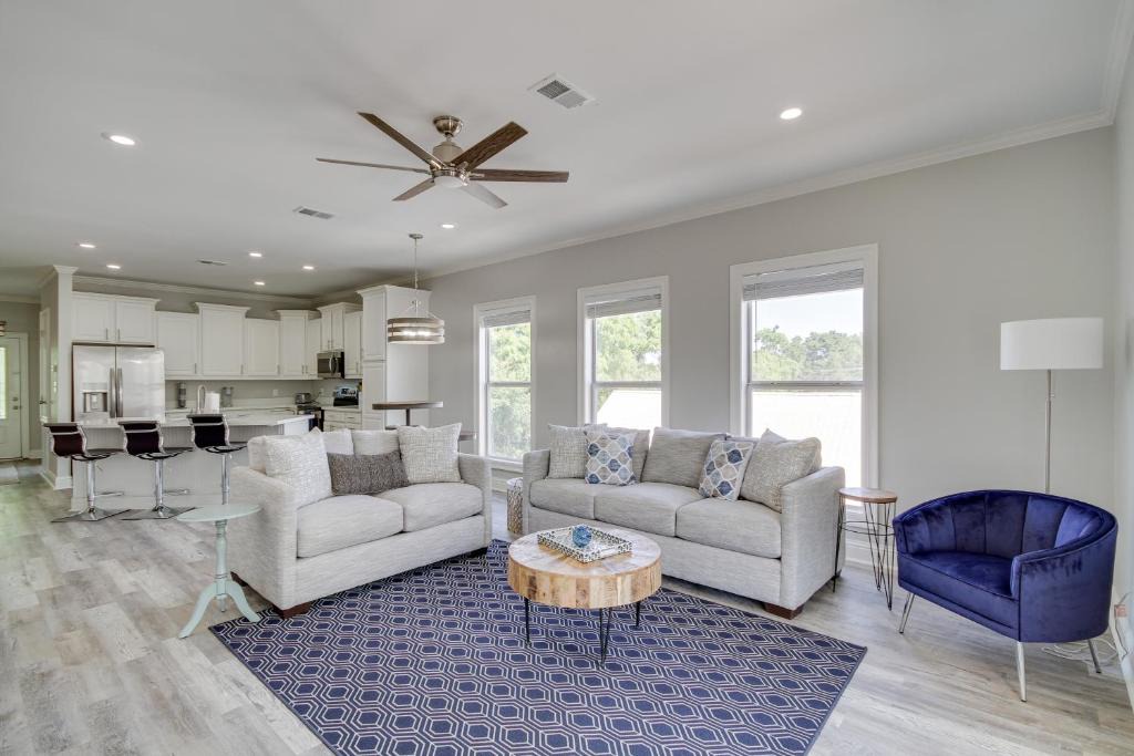 Biloxi House | Pet-Friendly Vacation Rental in Biloxi Near Beach!