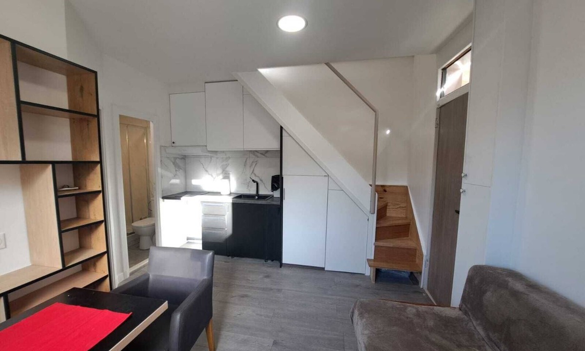 Aulnay-sous-Bois House | Petit Maison Proche de Laéroport et Transports. Animaux Acceptés