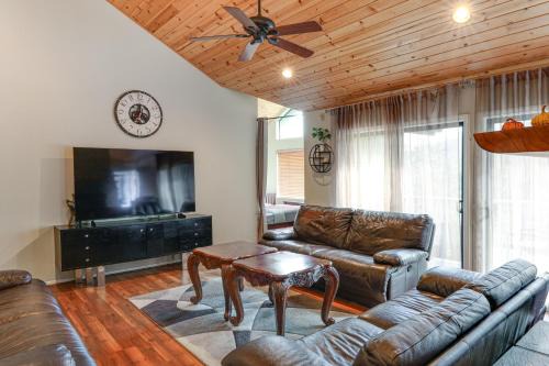 Frazier Park House | Pine Mountain Club Home w/Beautiful View!