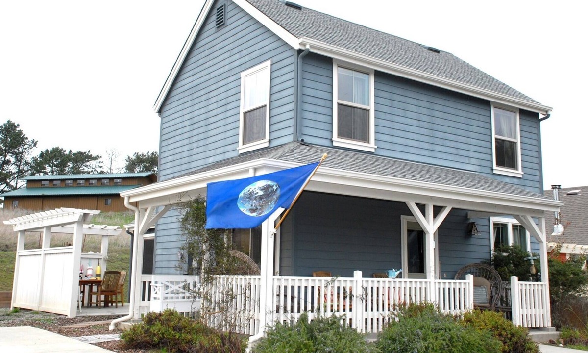 Point Reyes Station House | Point Reyes Station Vacation Home: Close to Town