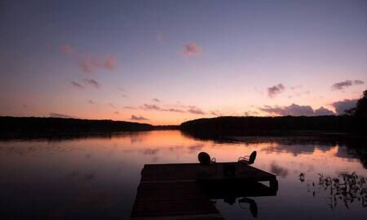 Land O Lakes House | Pristine 5-Acre Secluded Black Oak Lake Hideaway