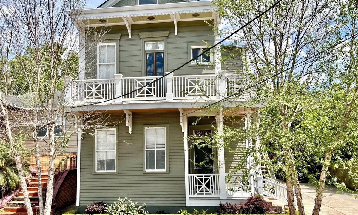 Seventh Ward Apartment | Private Balcony Walkable to French Quarter in Treme Neighborhood