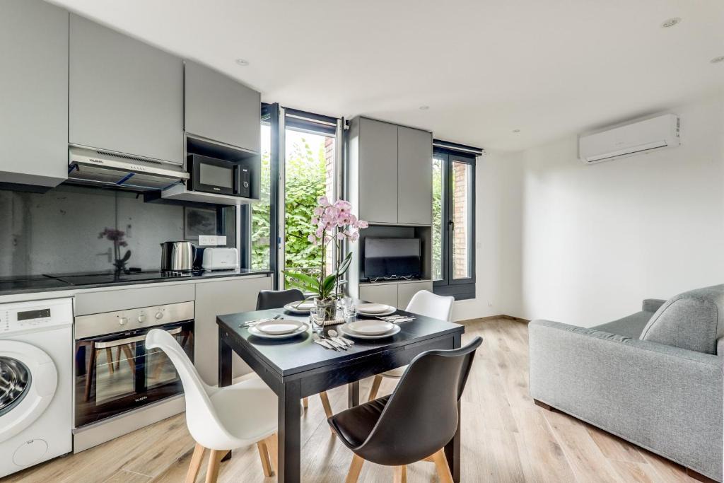 Aulnay-sous-Bois Apartment | Résidence 4T- boulevard de l'hôtel de ville