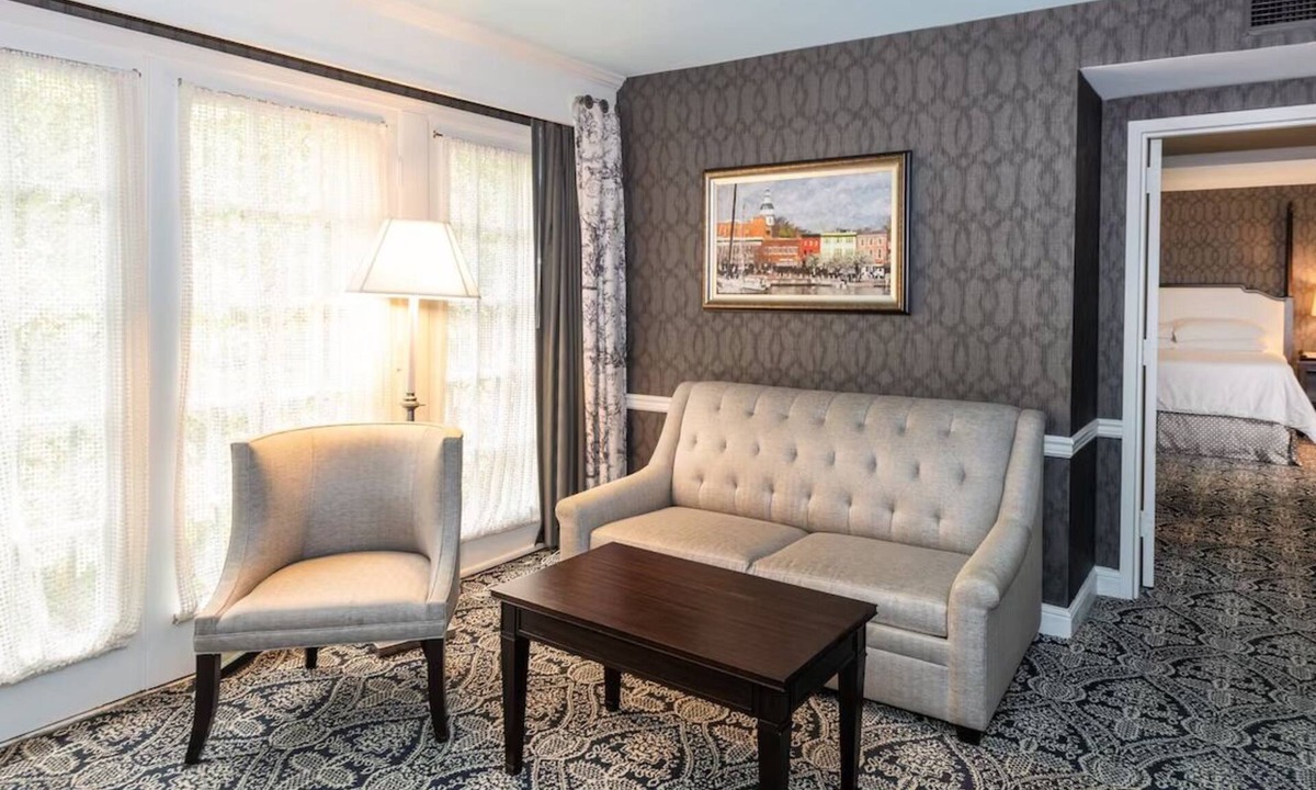 Historic District Hotel | Rare Antique Gem | Steps to State House | 0.3 Mi to Naval Academy