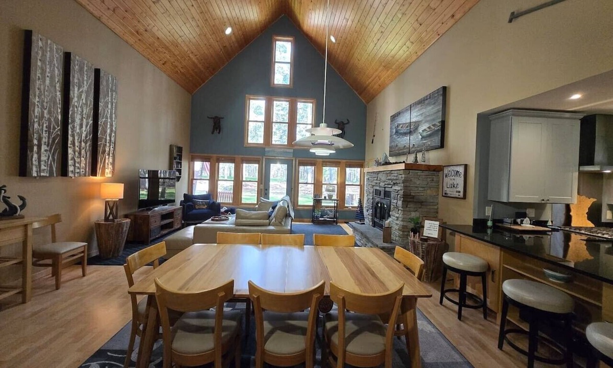 Pequot Lakes Cabin | Red Cabin in the Pines- Northwoods Retreat