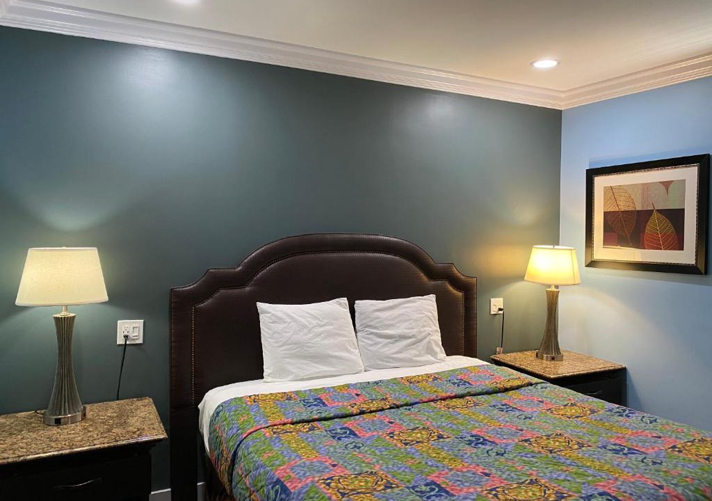 Gardena Hotel | Redondo Beach Motel - LAX