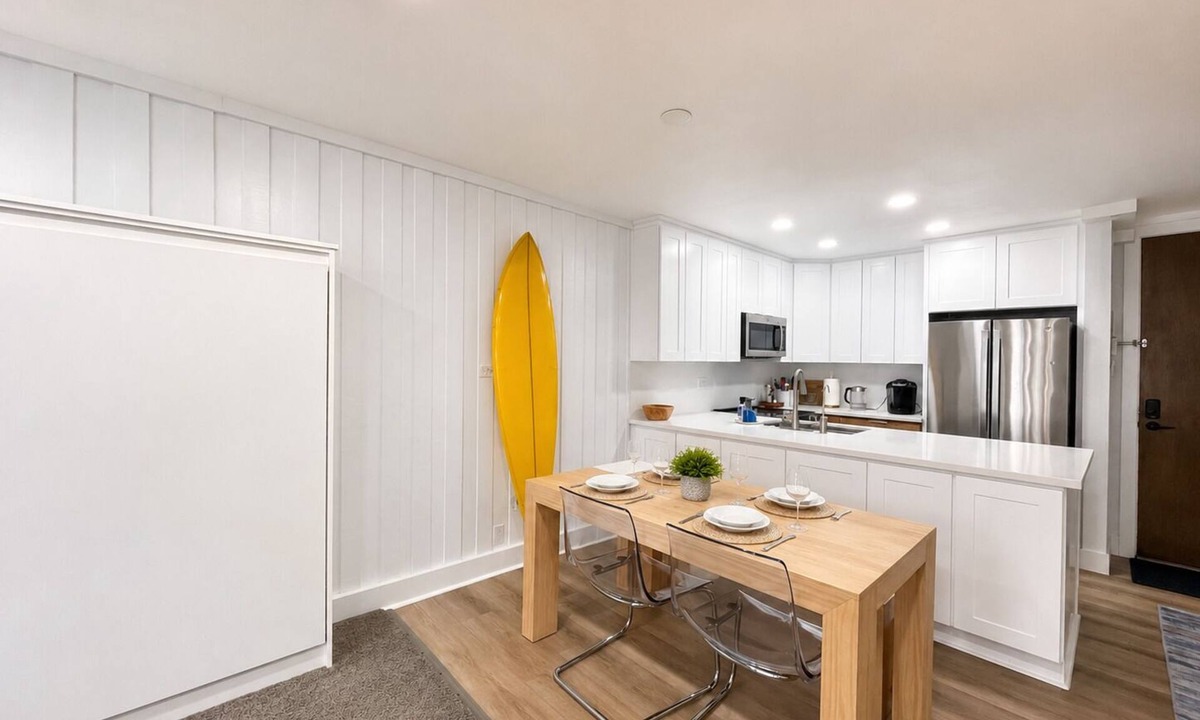 Townsite Condo | Remodeled Oceanfront Condo with Southerly Beach & Pier Views. Family Friendly!