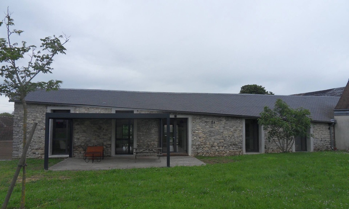 Ermenonville House | Renovated building, all comforts, games room, office, families, professionals