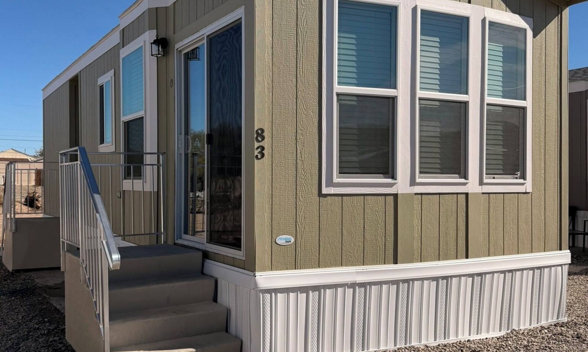 Ehrenberg Cabin | River Lagoon #83