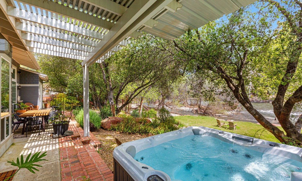 Three Rivers House | Riverfront Paradise at Redrock Villa