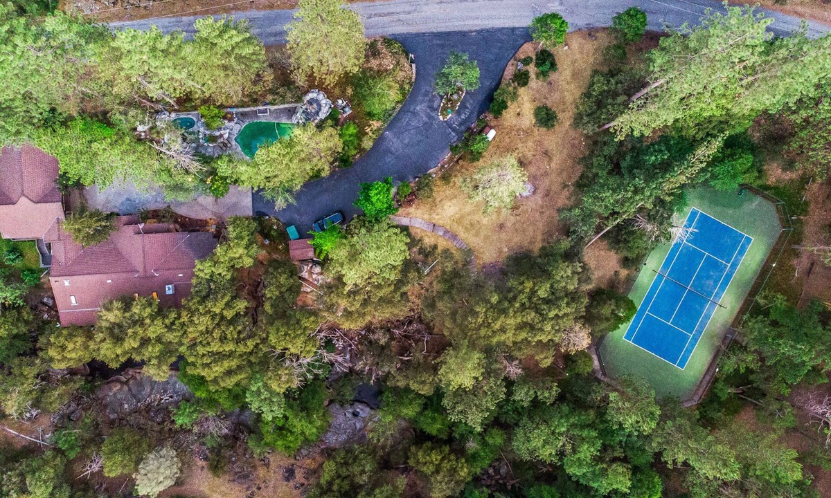 Yosemite Forks House | Riverfront Paradise w/Pool, Spa & Tennis Court