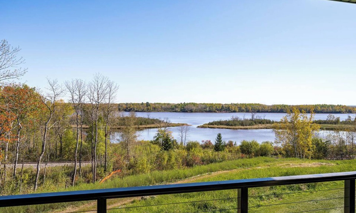 Riverside Condo | RiverWest Island View - Sauna - River View - Upper level