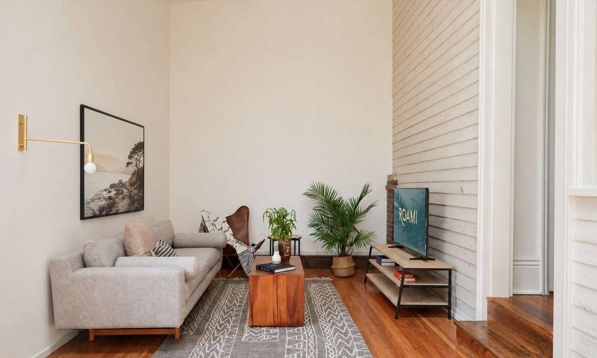 Faubourg Marigny Apartment | Roami at The Mandeville | 2BR w/Balcony