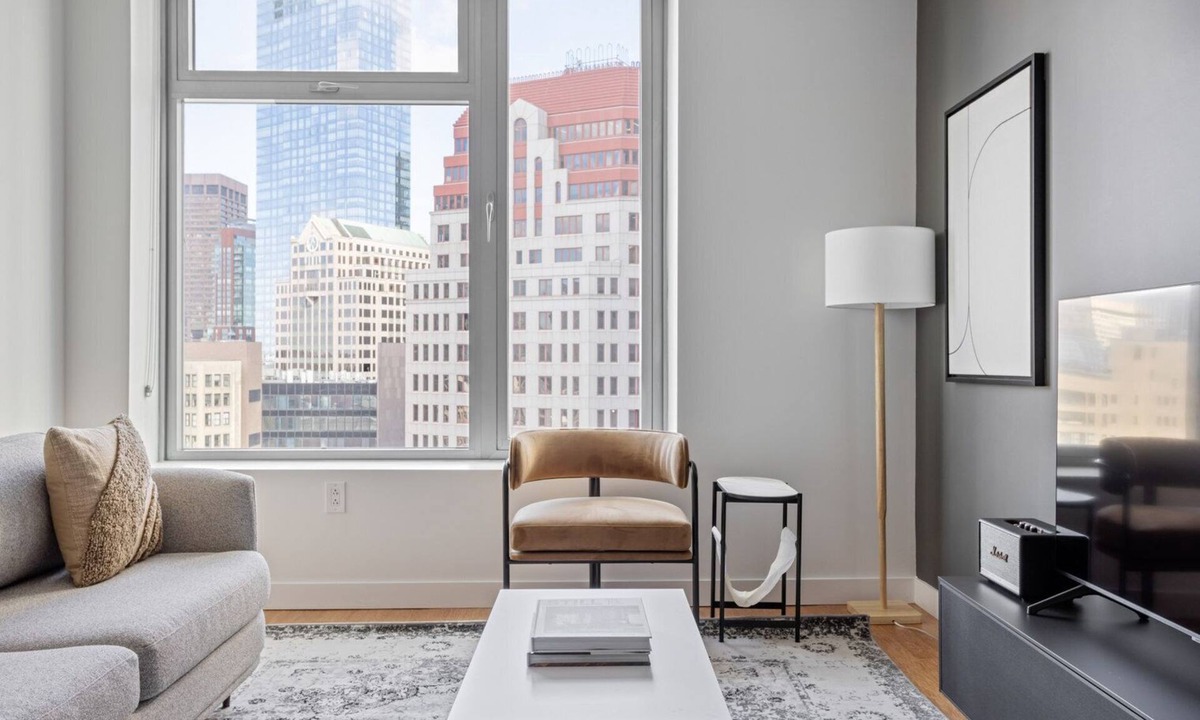 Chinatown Apartment | Roomy Downtown/Financial District 1BR w/W/D & Gym, by Blueground