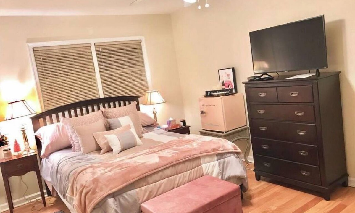 Bethesda Bed & Breakfast | Rosé Respite