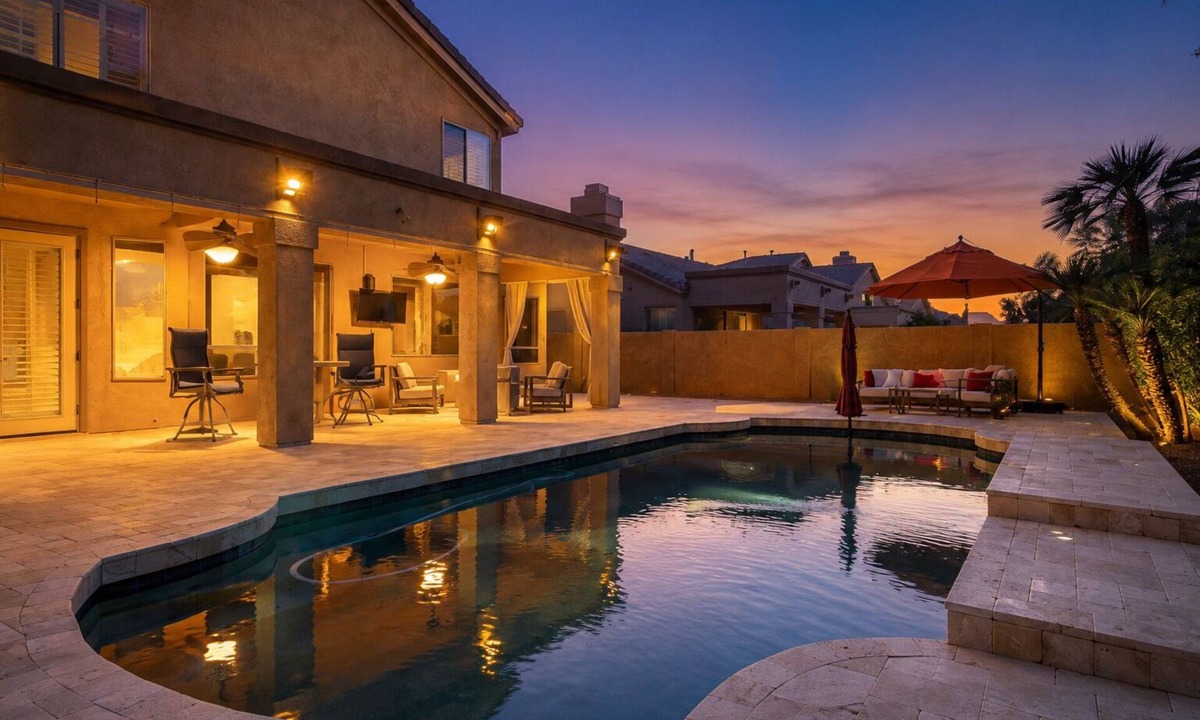 Kierland House | Scottsdale Retreat - Walk to Dining & Shopping