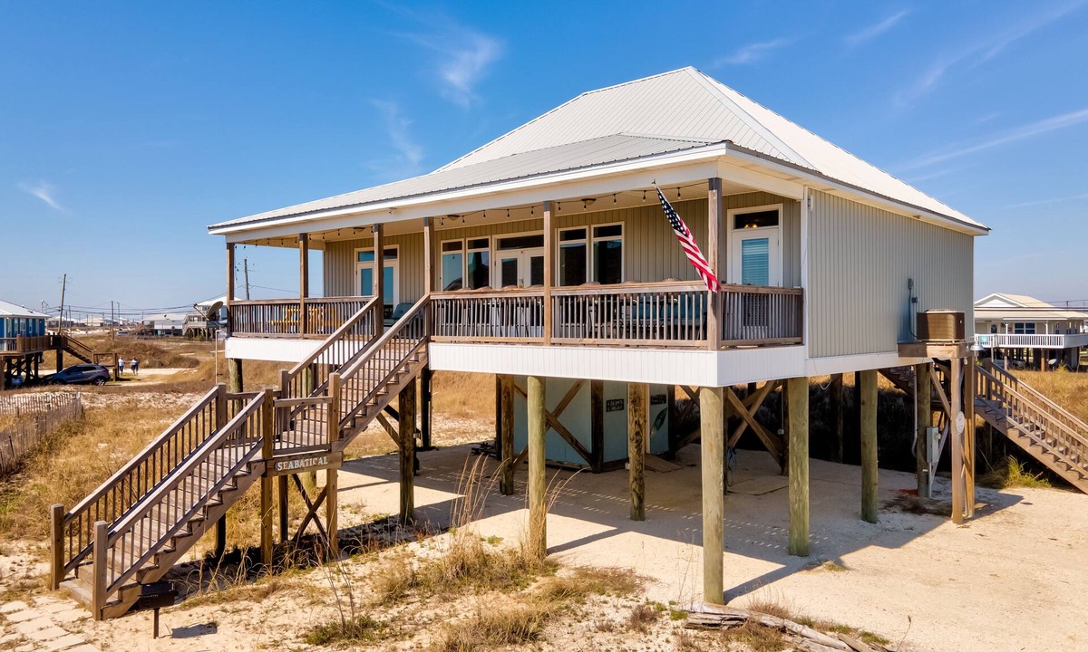 Dauphin Island House | SeaBatical - Close to the beach and great amenities!
