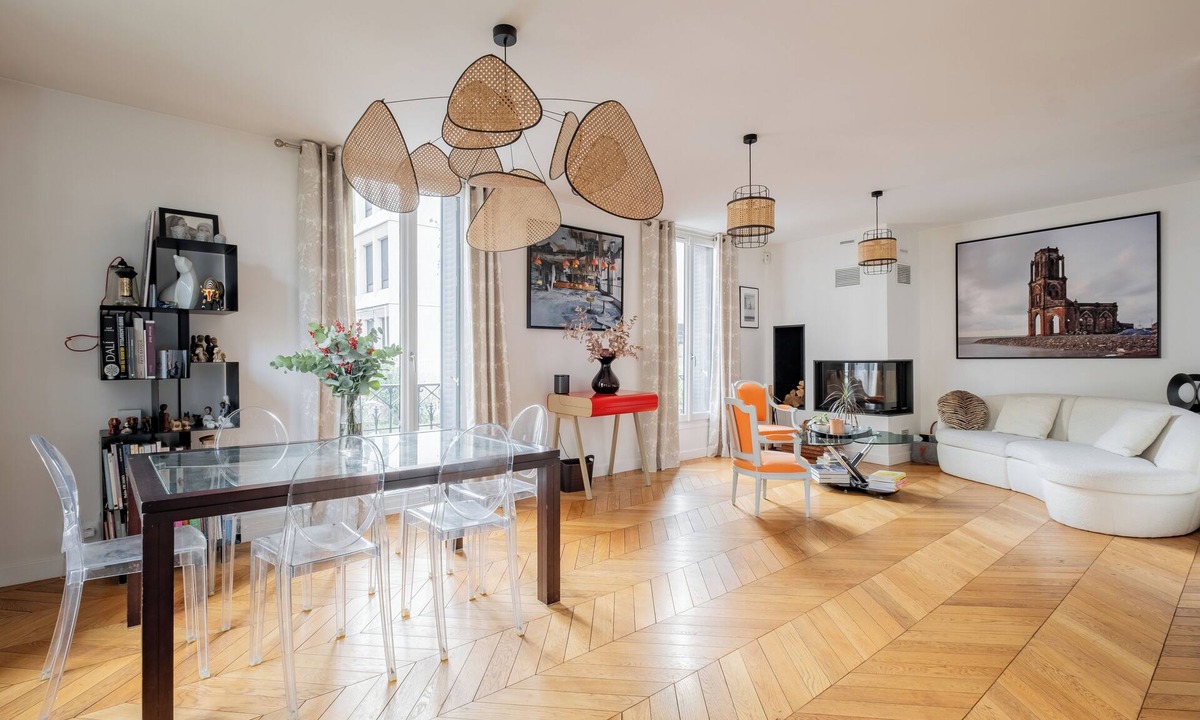 Billancourt–Rives de Seine House | Seagull’s House, by Veeve