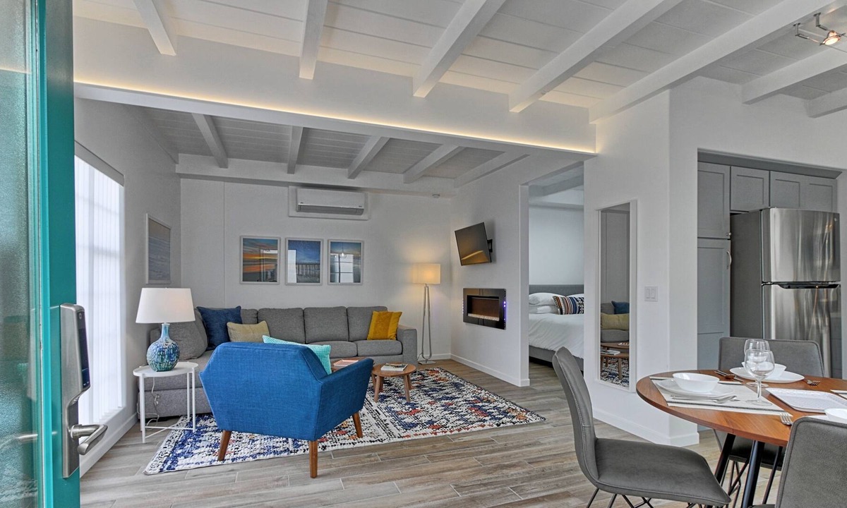 Pierpont Bay Cabin | Seaward Beach Modern Bungalows