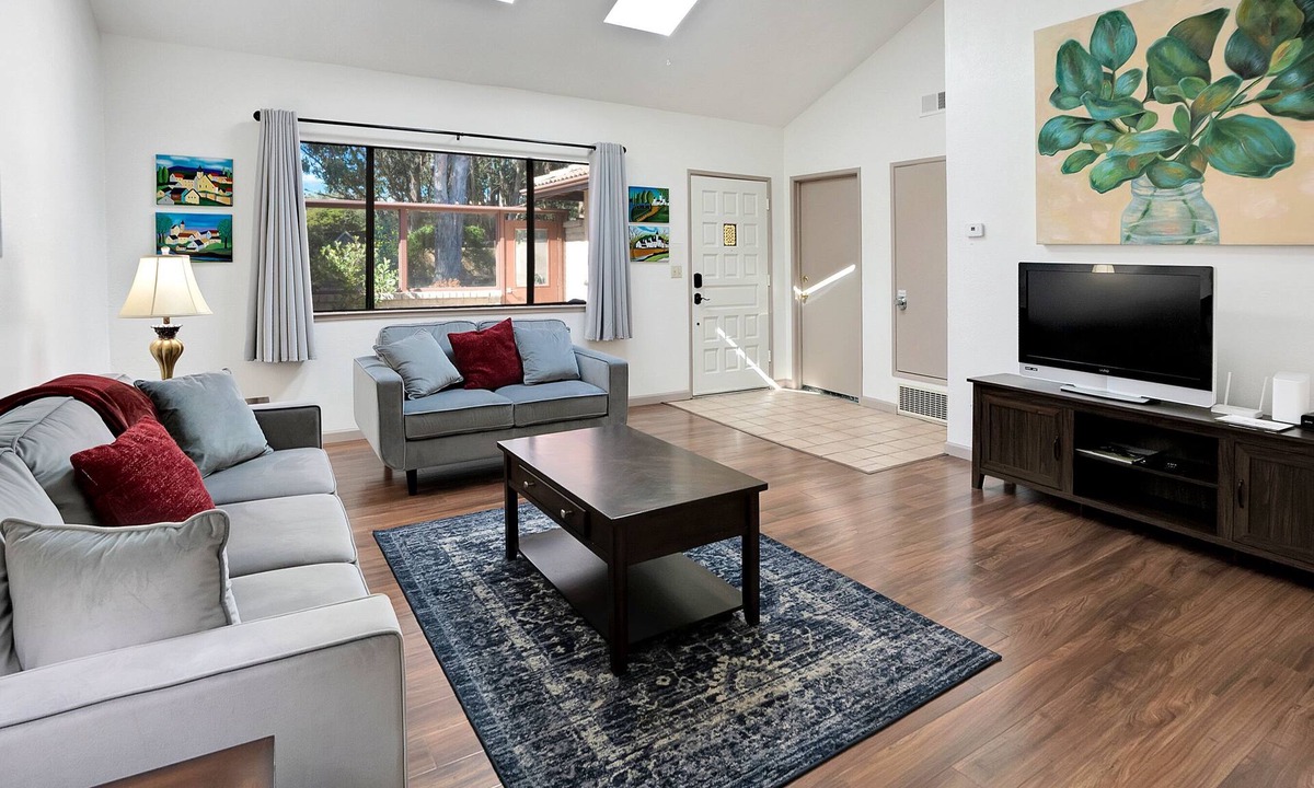La Selva Beach House | Secluded 3 BDR Coastal Home Steps to the Beach – Pet Friendly!