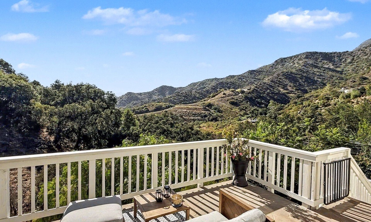 Ojai House | Serene 3-Acre Ojai Estate: Topa Topa Mountain Views 4BR/3BA 5 Min to Town