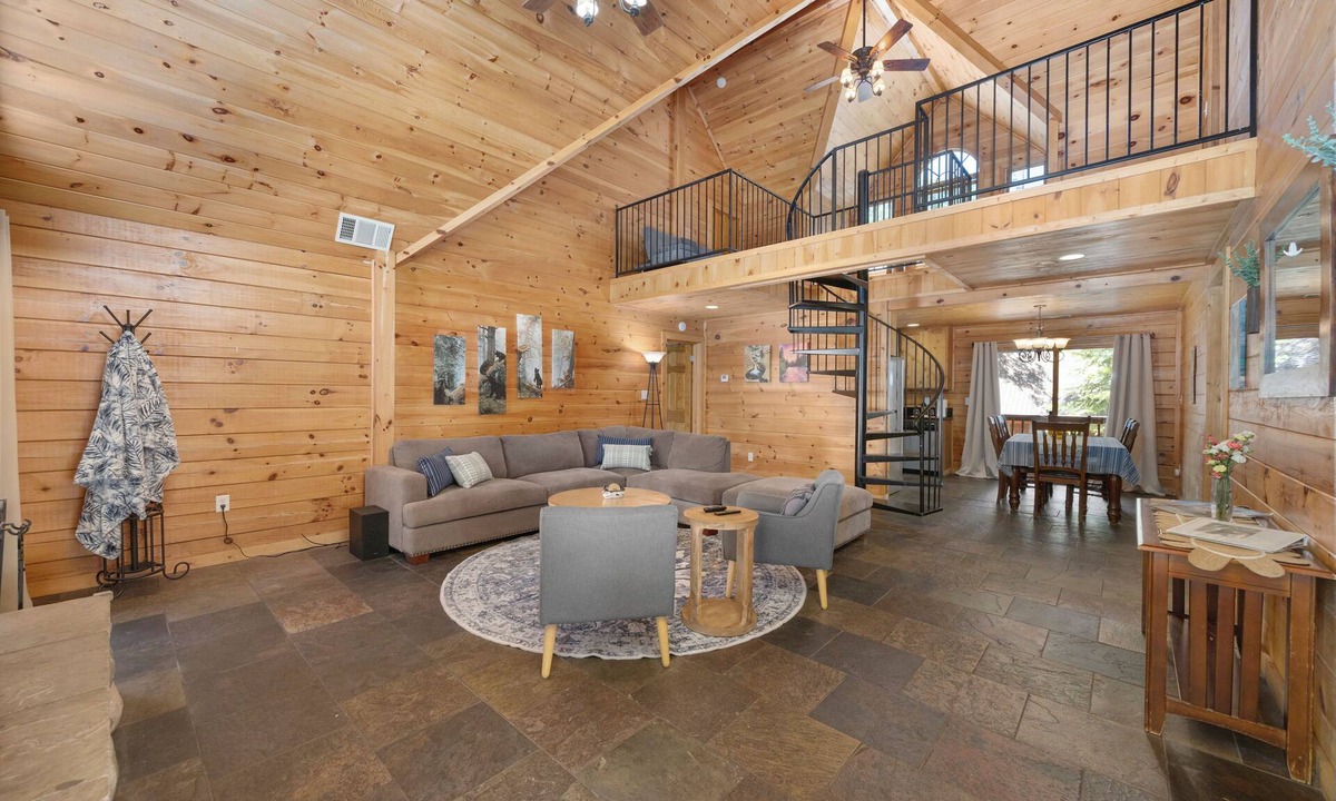 Alta Sierra Cabin | Serene 4 bedroom Cabin in Southern Sierras Near Kernville/Lake Isabella