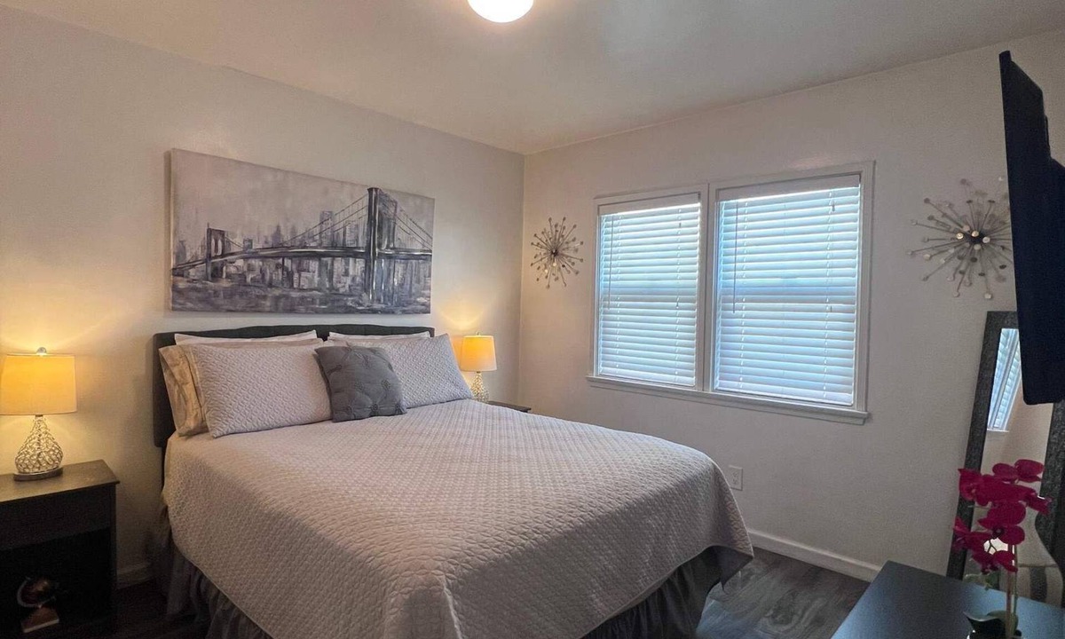 Sherman Oaks Apartment | Sherman Oaks Apt: Free Parking, Near Universal Studios