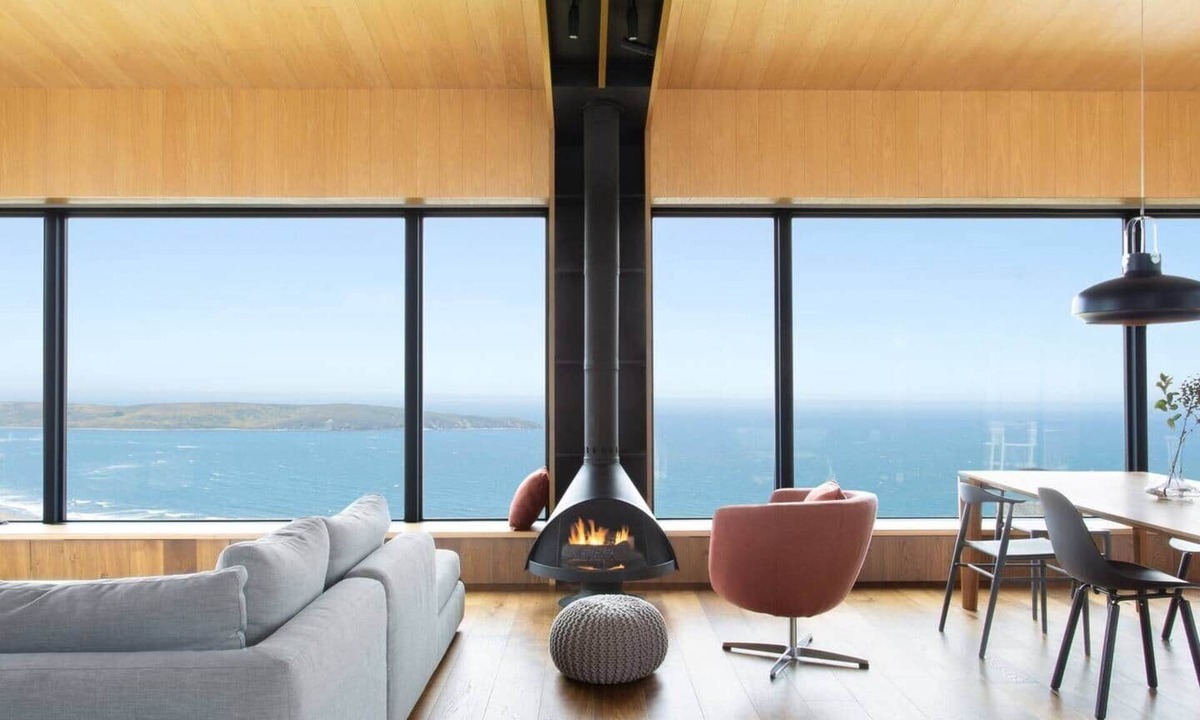 Dillon Beach Villa | Sky House Luxury Villa with Spa, Theater & Gym
