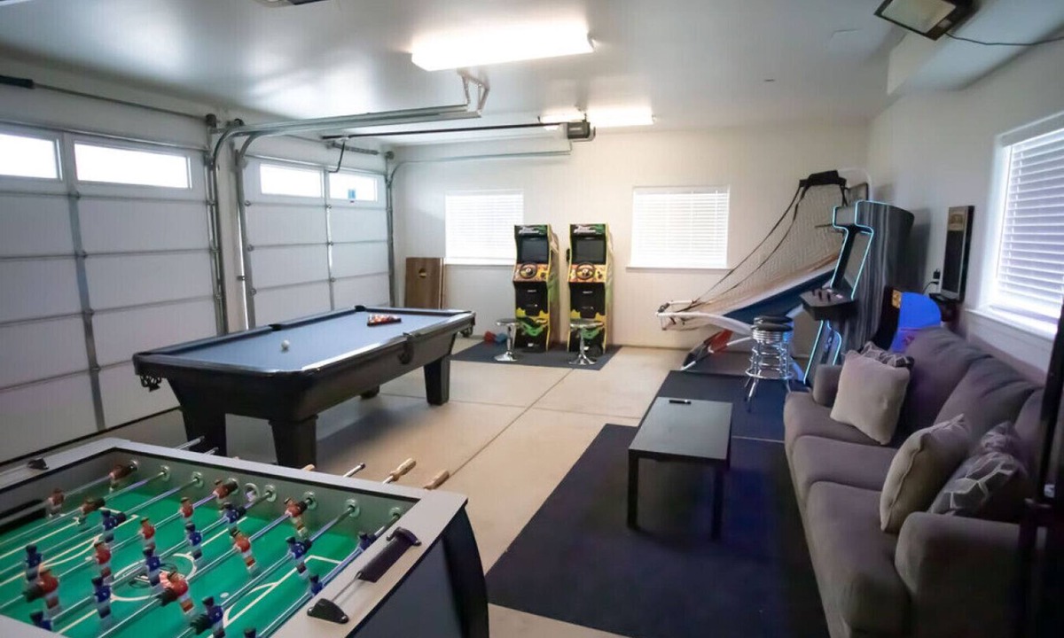 Oceano House | Sleeps 22! Two Houses! Game Rooms!