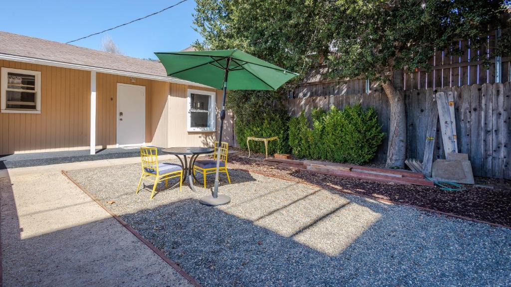 Solvang Apartment | Solvang Bungalow B