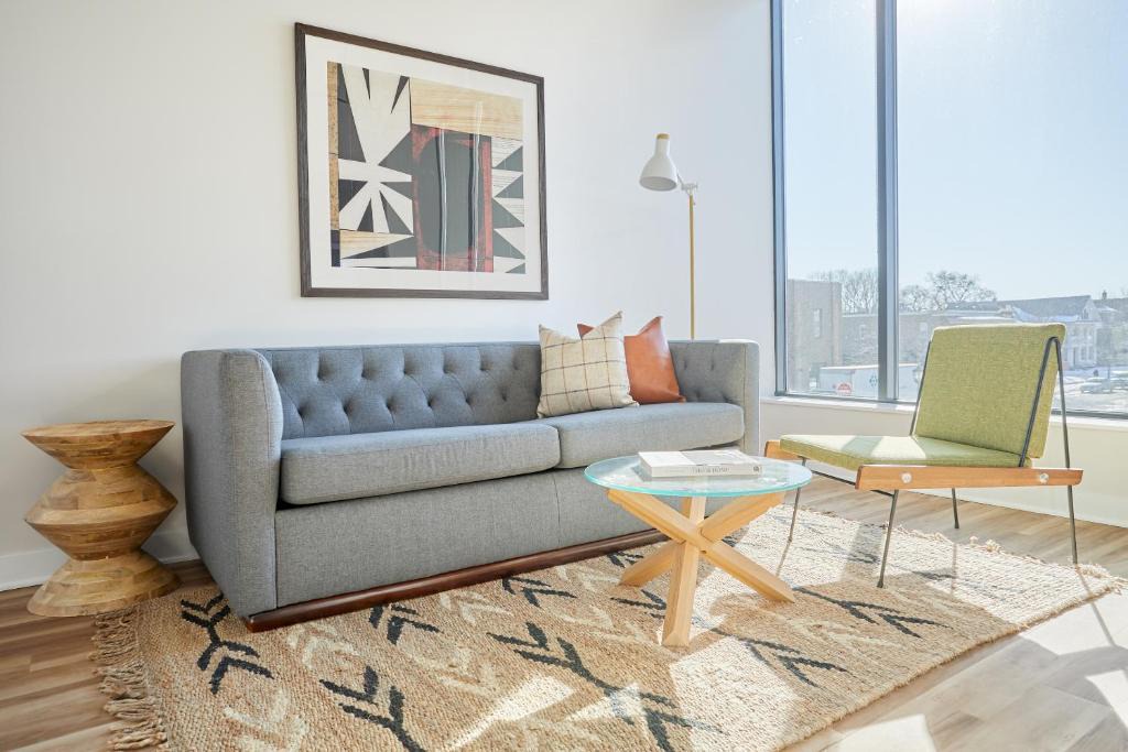 Uptown Apartment | Sonder at REVEL