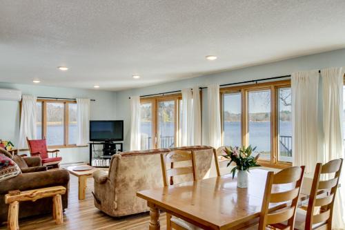 Brainerd House | South Long Lake Home w/Yard: Pets Welcome!