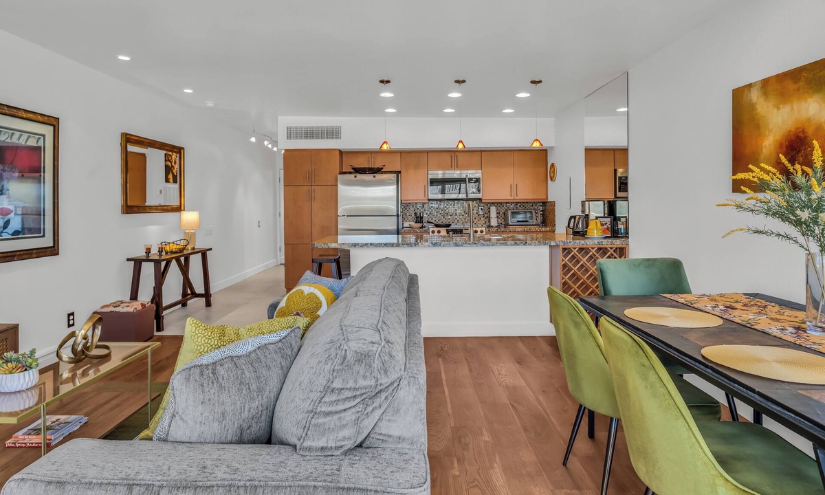 Deepwell Estates Condo | South Palm Springs Gem with In Unit Washer and Dryer and views of Bob Hope House