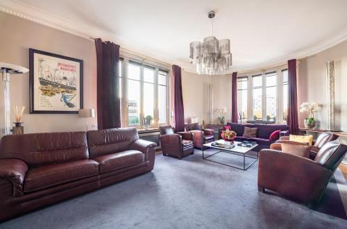 Ternes Apartment | Spacieux et élégant appartement Porte des ternes