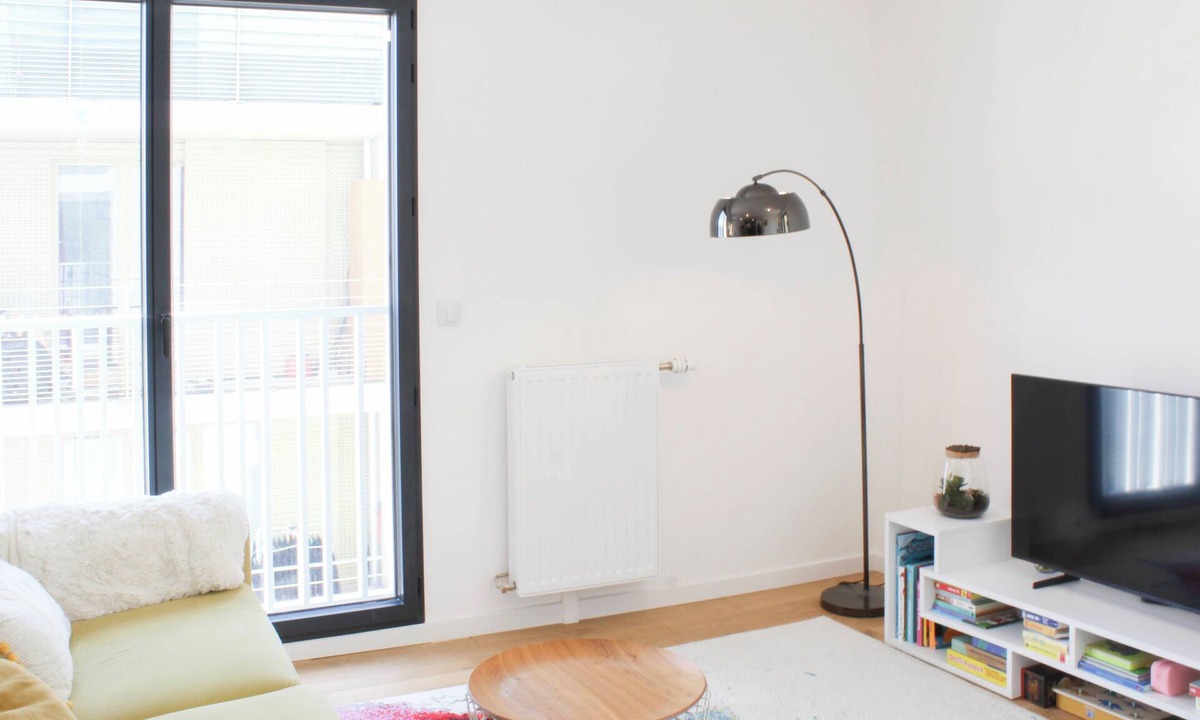 Clichy Apartment | Spacious 2-bedroom near Paris