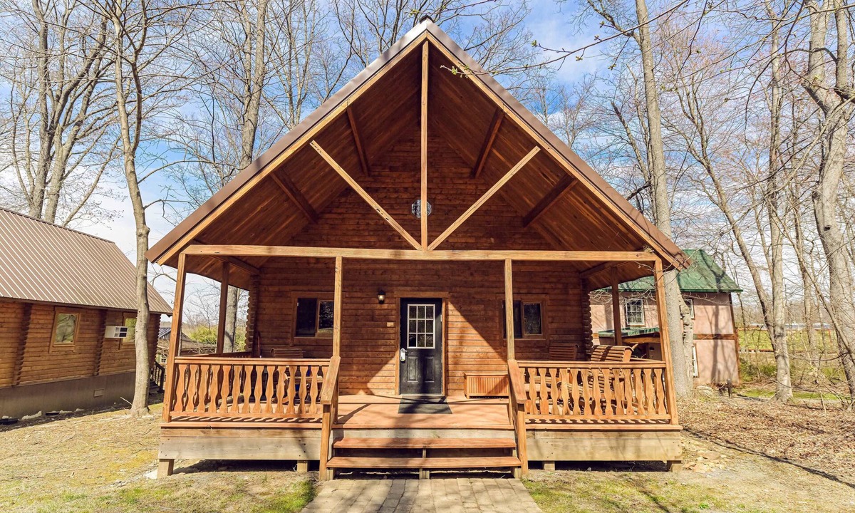 Boring Cabin | Spacious 3-Bedroom Cabin in Reisterstown, NW Baltimore Area