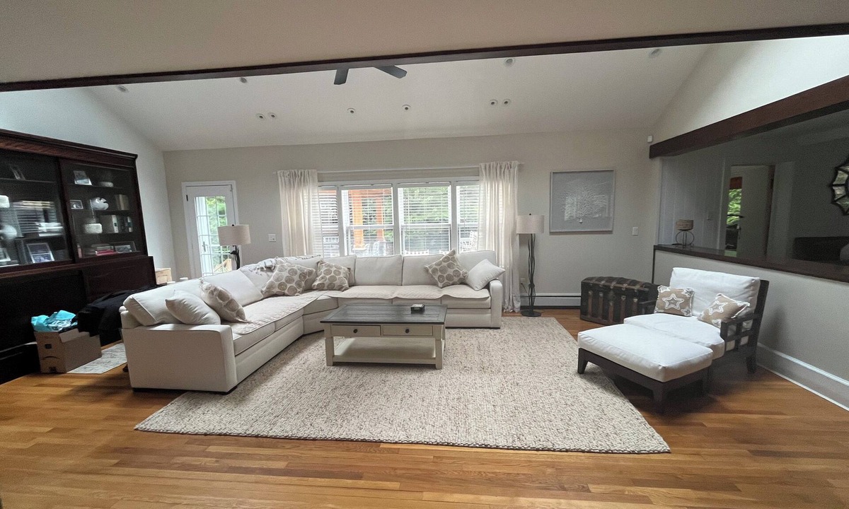 Falmouth House | Spacious 5 bedroom 4.5 bath home centrally located mile to beach town
