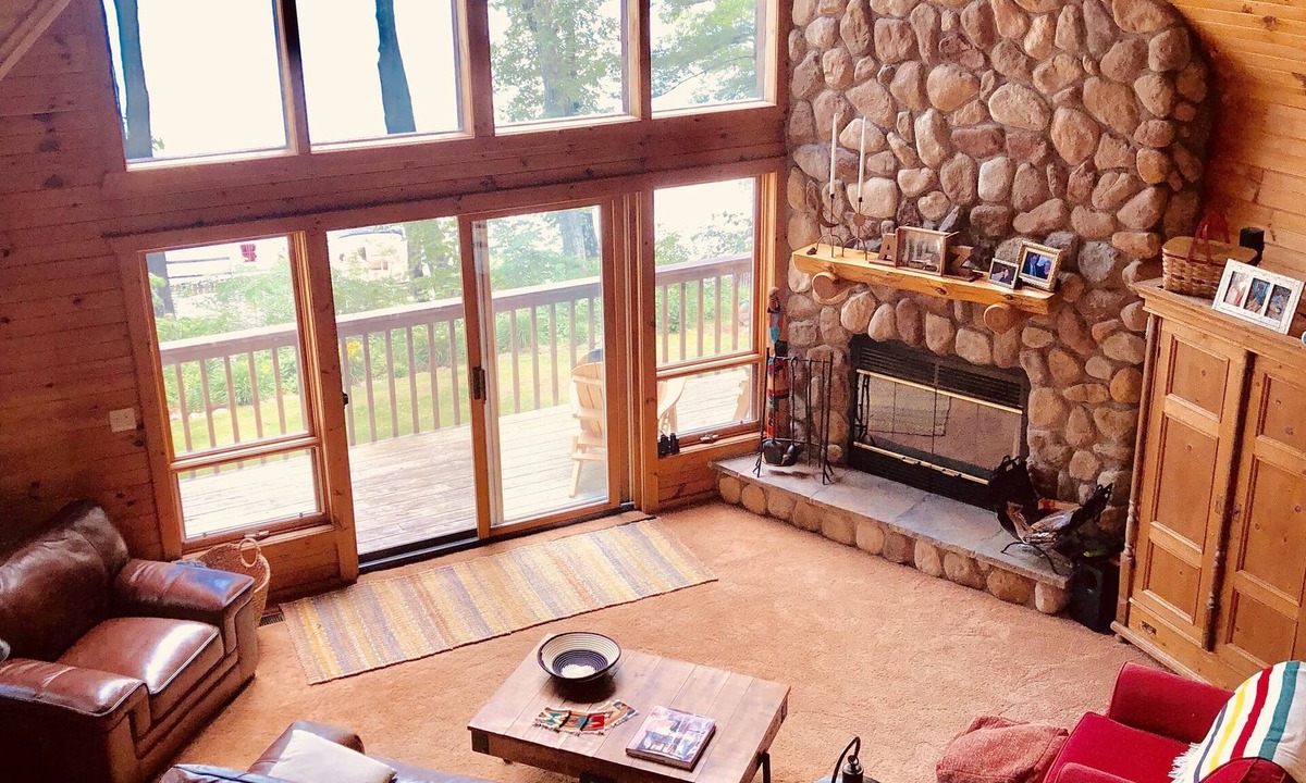 Stone Lake Cabin | Spacious and beautiful on Lac Courte Oreilles. Book now for 2027!
